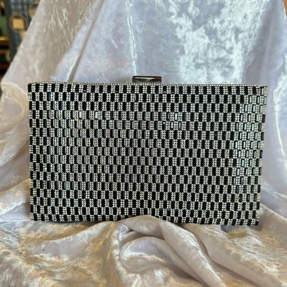 Black Clutch with Crystal embellishment - Picture 3 of 7